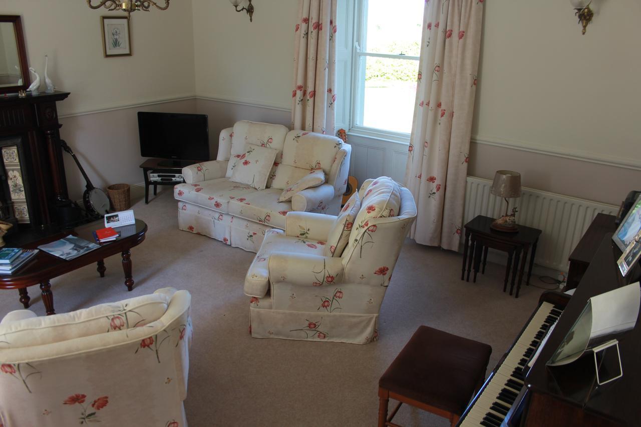 Grey Gables Farmhouse B&B Innishannon Экстерьер фото