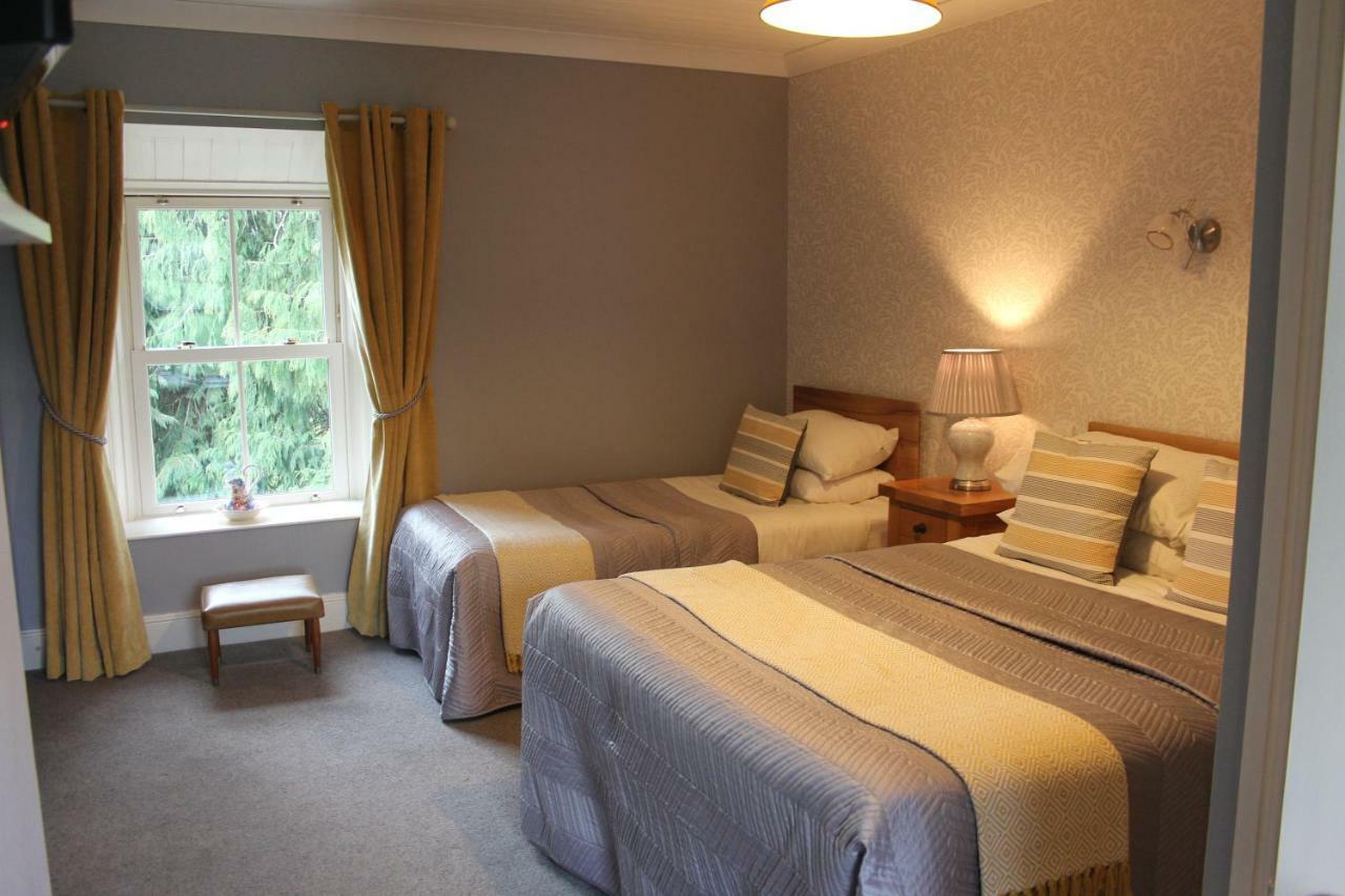 Grey Gables Farmhouse B&B Innishannon Экстерьер фото